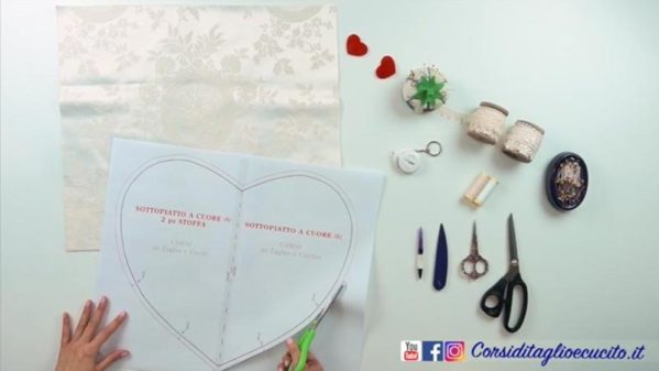 Cartamodello per sottopiatto a forma di cuore - immagine 2